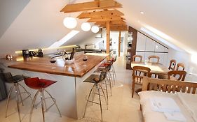 Apartment Carolija